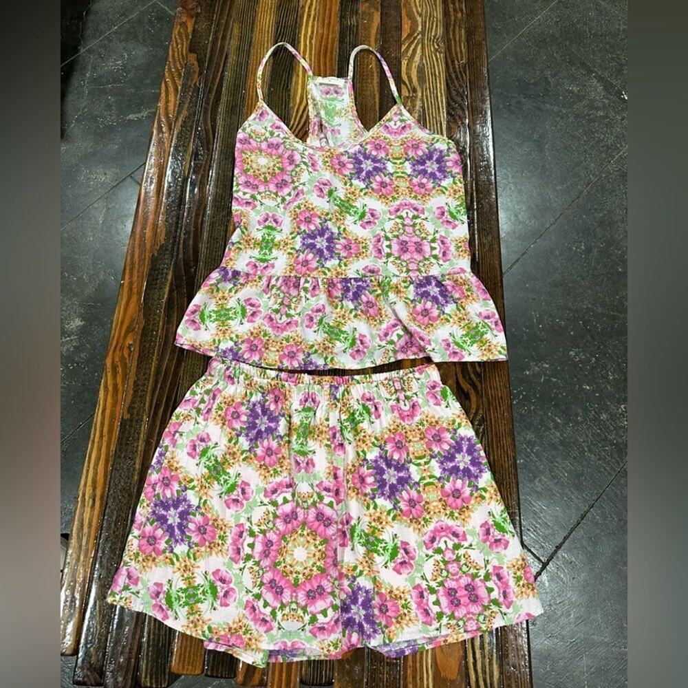 Everly Floral Ruffle Top and Elastic Waist Matching Two Piece Set S